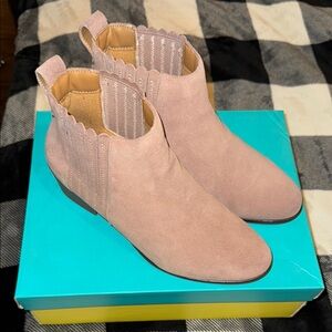 NIB New Liddy Suede Jack Rogers Ankle Boots Women’s Size 9.5M